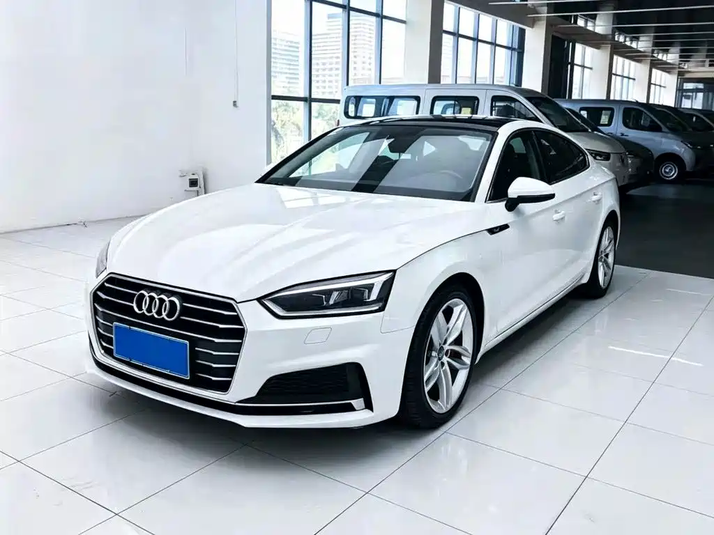 Audi A5 (Import) — фото 2