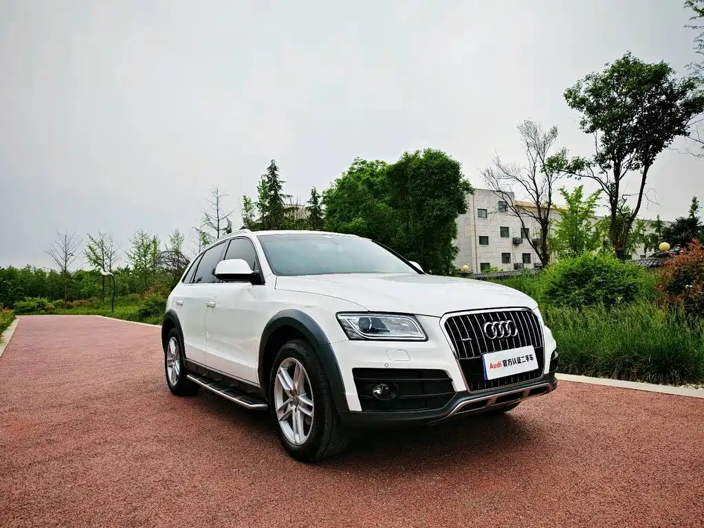 Audi Q5 — фото 2
