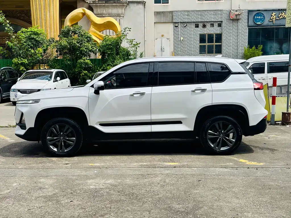 Baojun RS-5 — фото 4