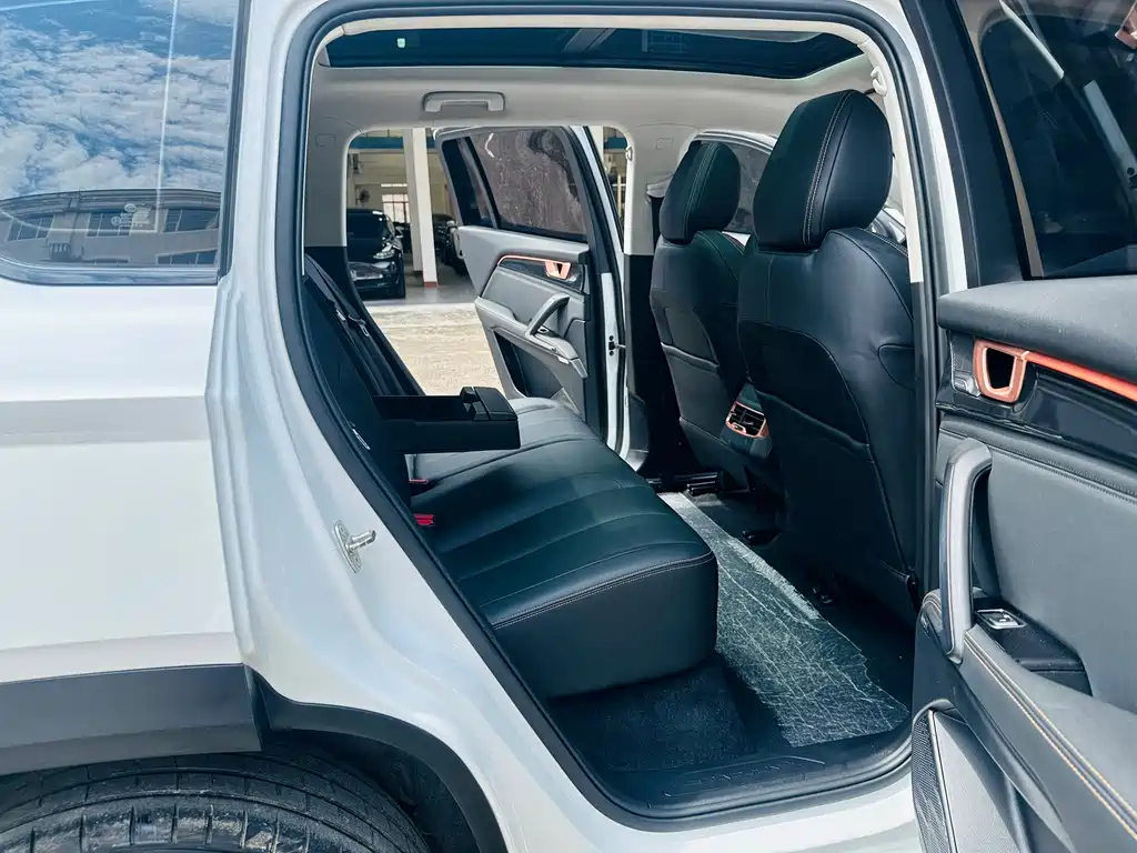 Baojun RS-5 — фото 6