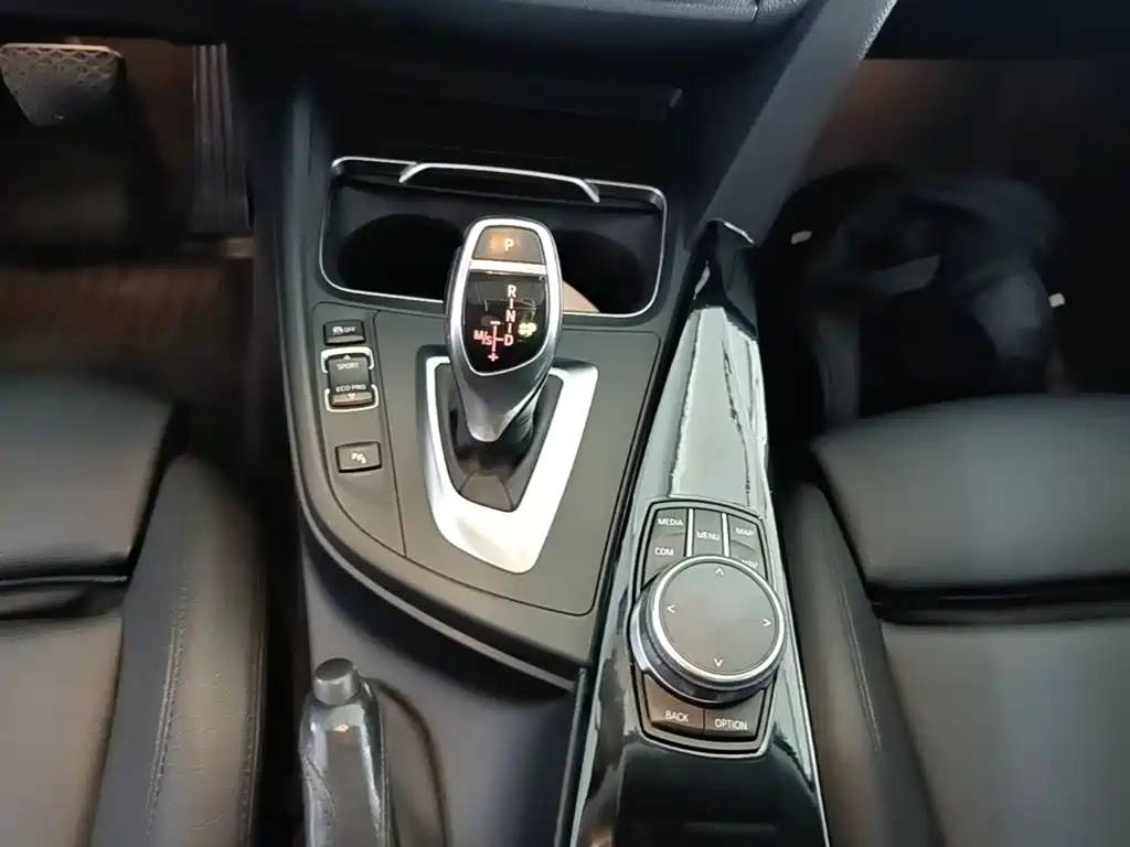 BMW 3 Series — фото 13