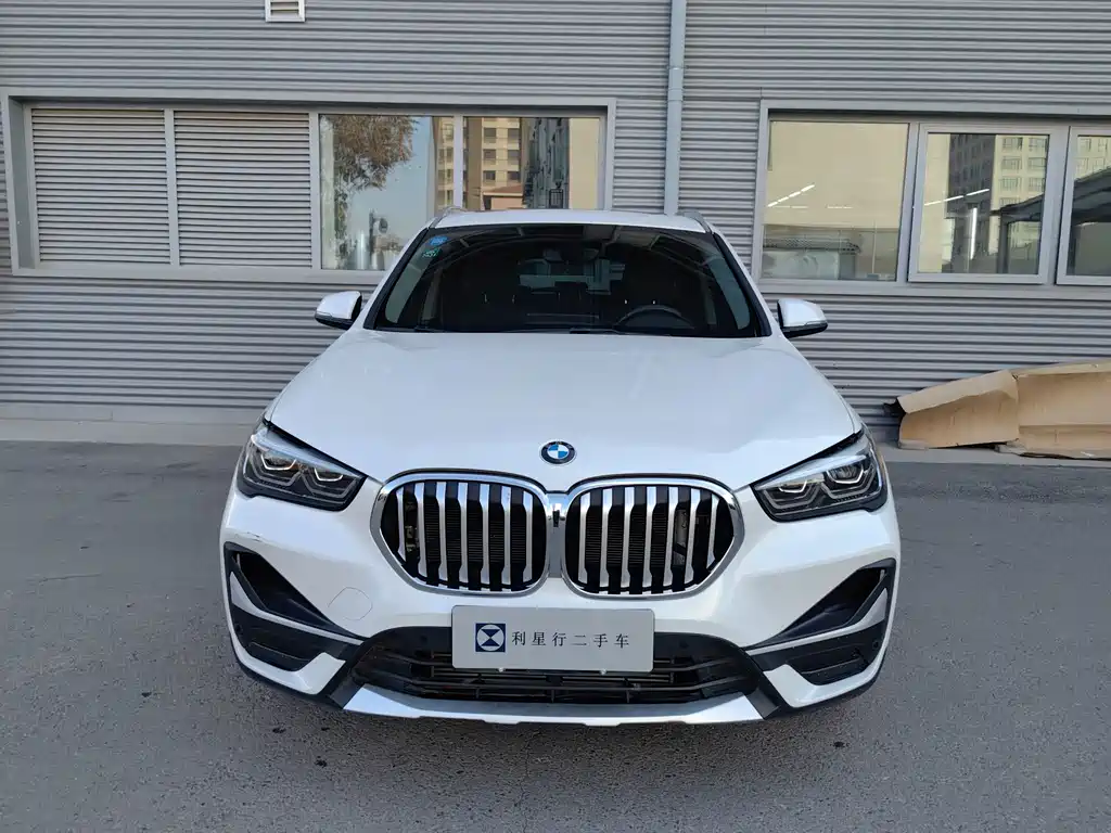 BMW X1 — фото 2