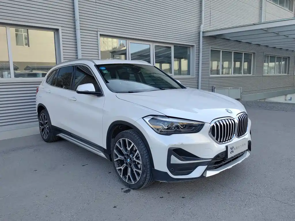 BMW X1 — фото 3