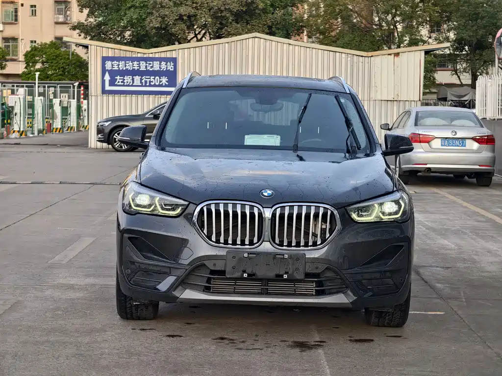 BMW X1 — фото 2