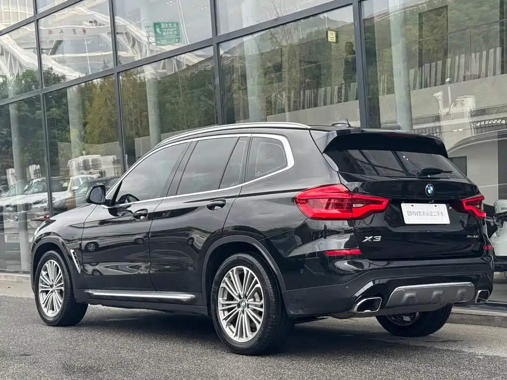 BMW X3 — фото 3
