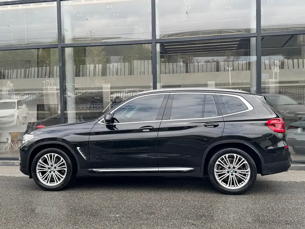 BMW X3 — фото 5