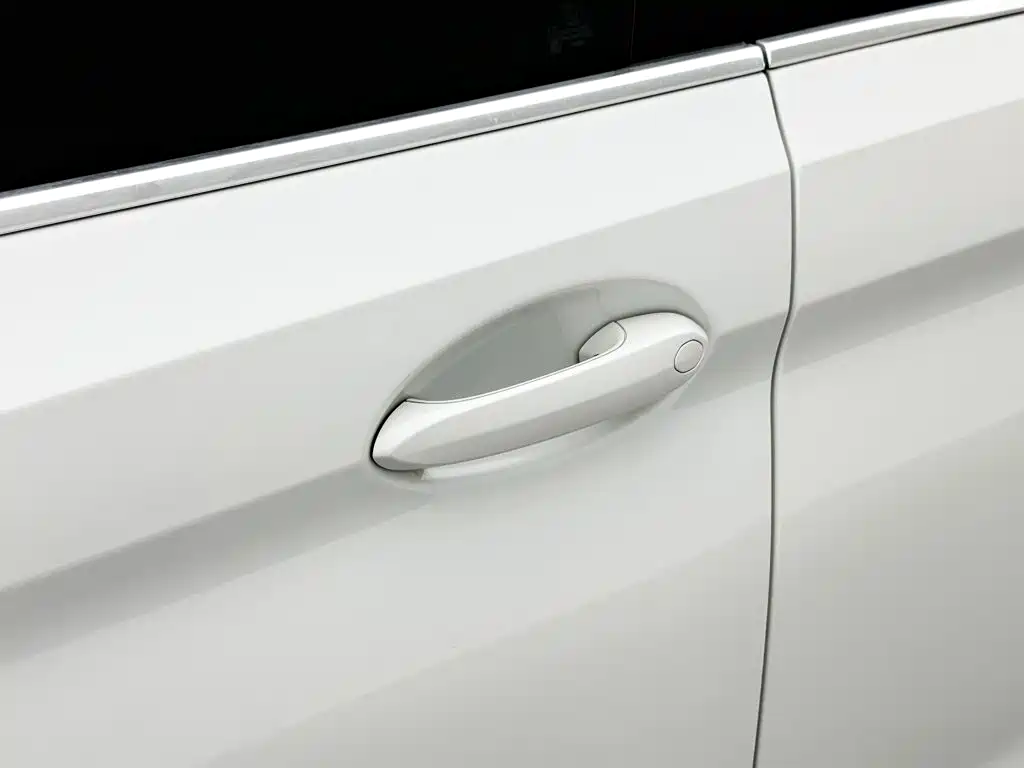 BMW 5 Series — фото 22