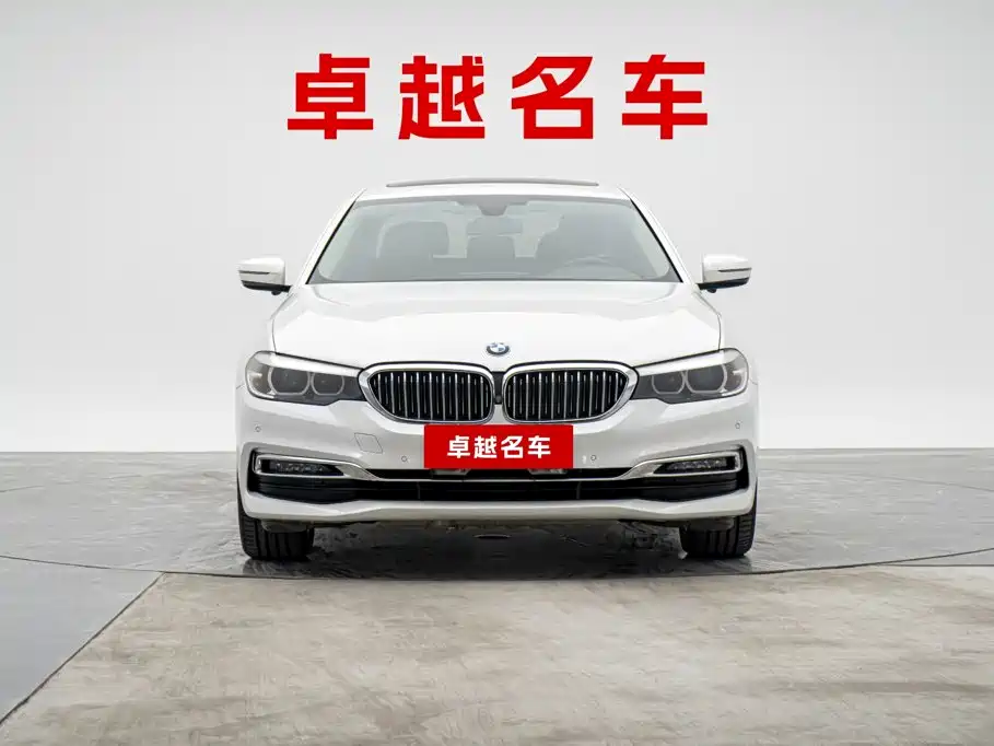 BMW 5 Series — фото 5