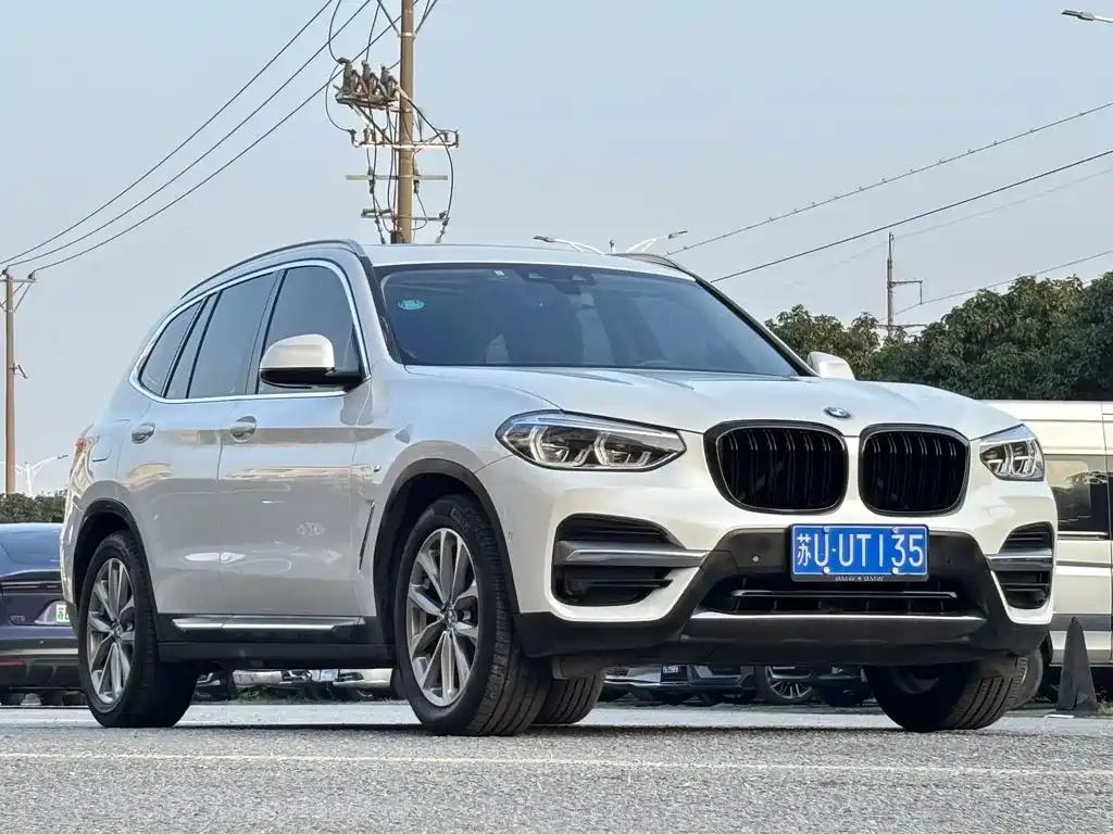 BMW X3 — фото 2