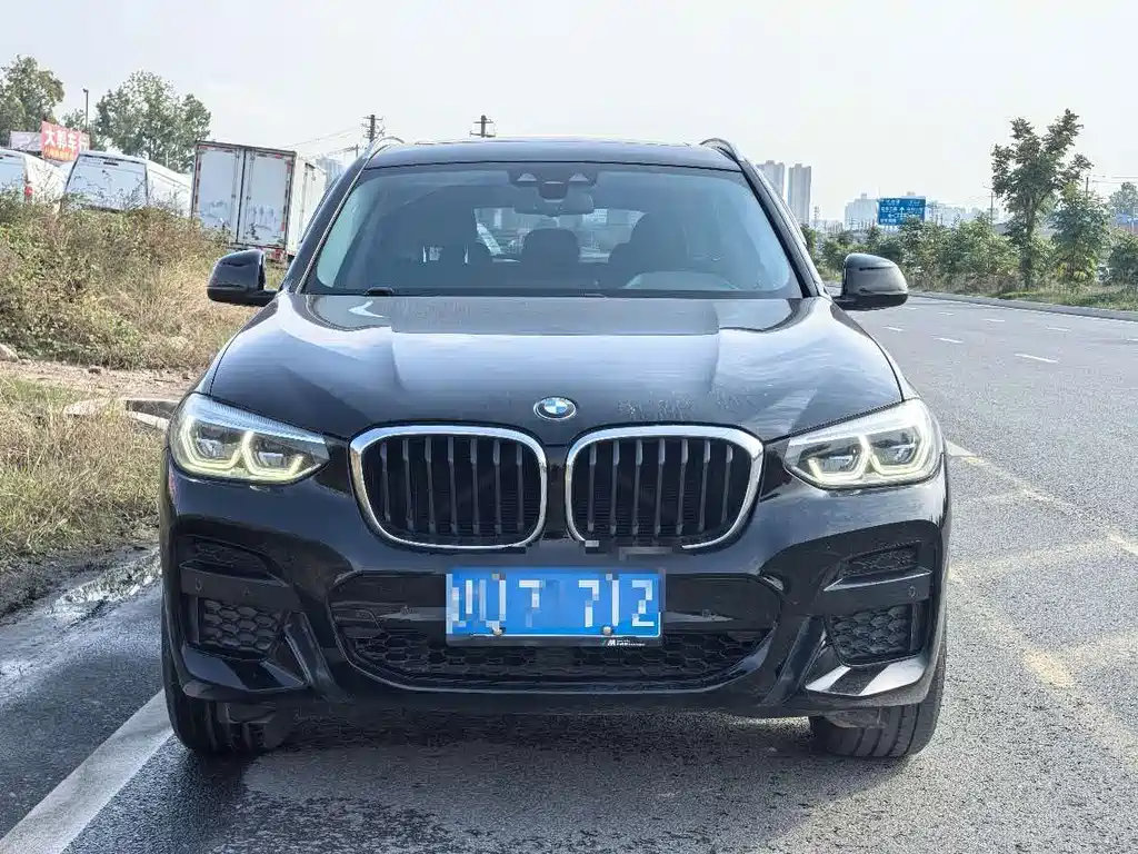 BMW X3 — фото 2