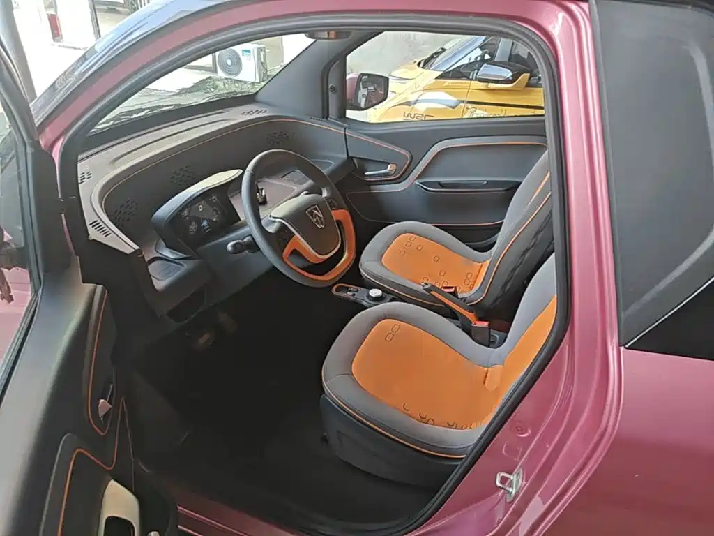 Baojun E100 — фото 17