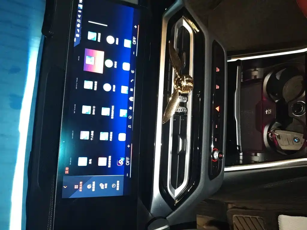 BMW i3 — фото 9