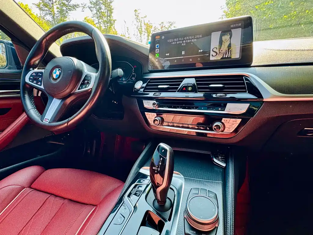 BMW 5 Series New Energy — фото 9