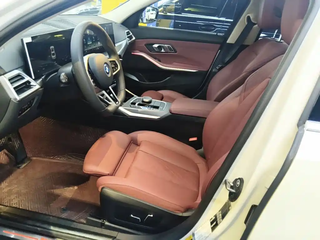 BMW i3 — фото 14