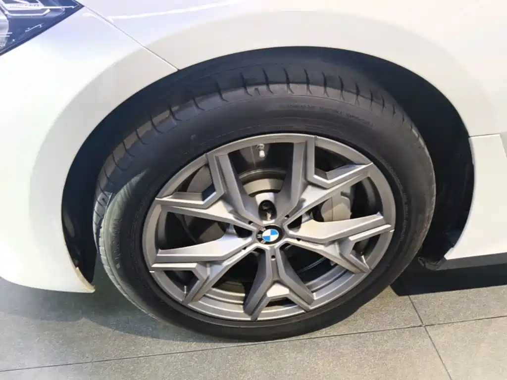 BMW i3 — фото 22