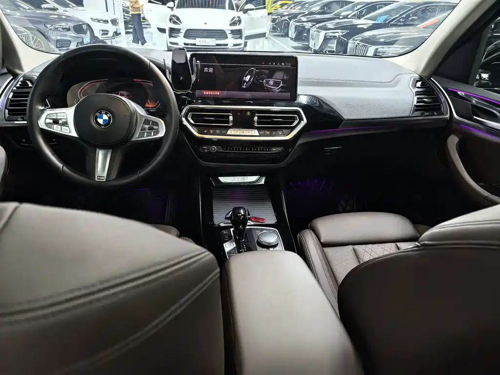 BMW X3 — фото 9