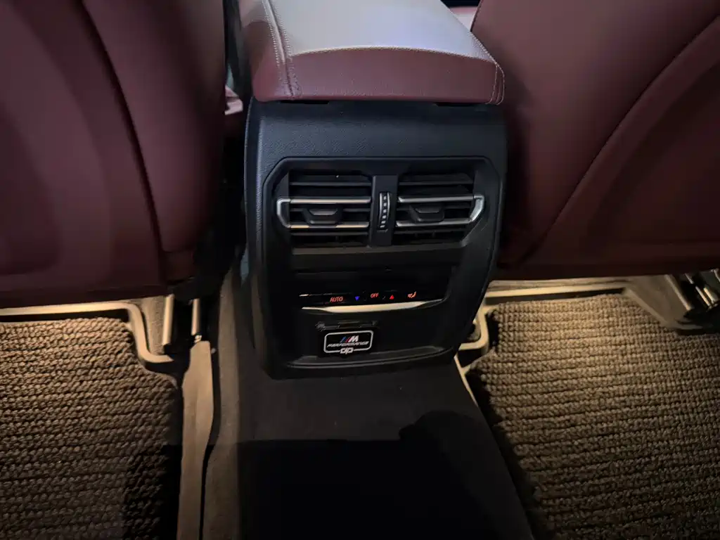 BMW 3 Series — фото 10