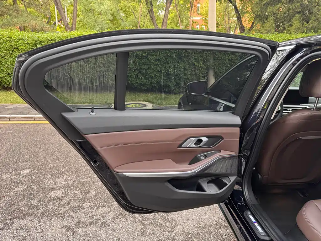BMW 3 Series — фото 15