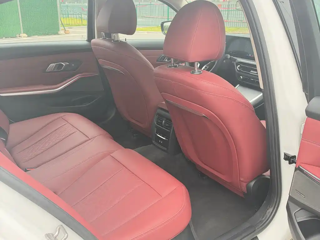 BMW 3 Series — фото 11