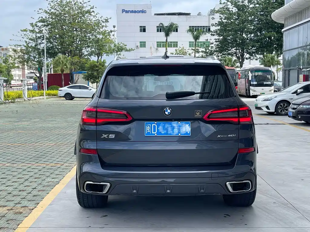 BMW X5 (Import) — фото 4