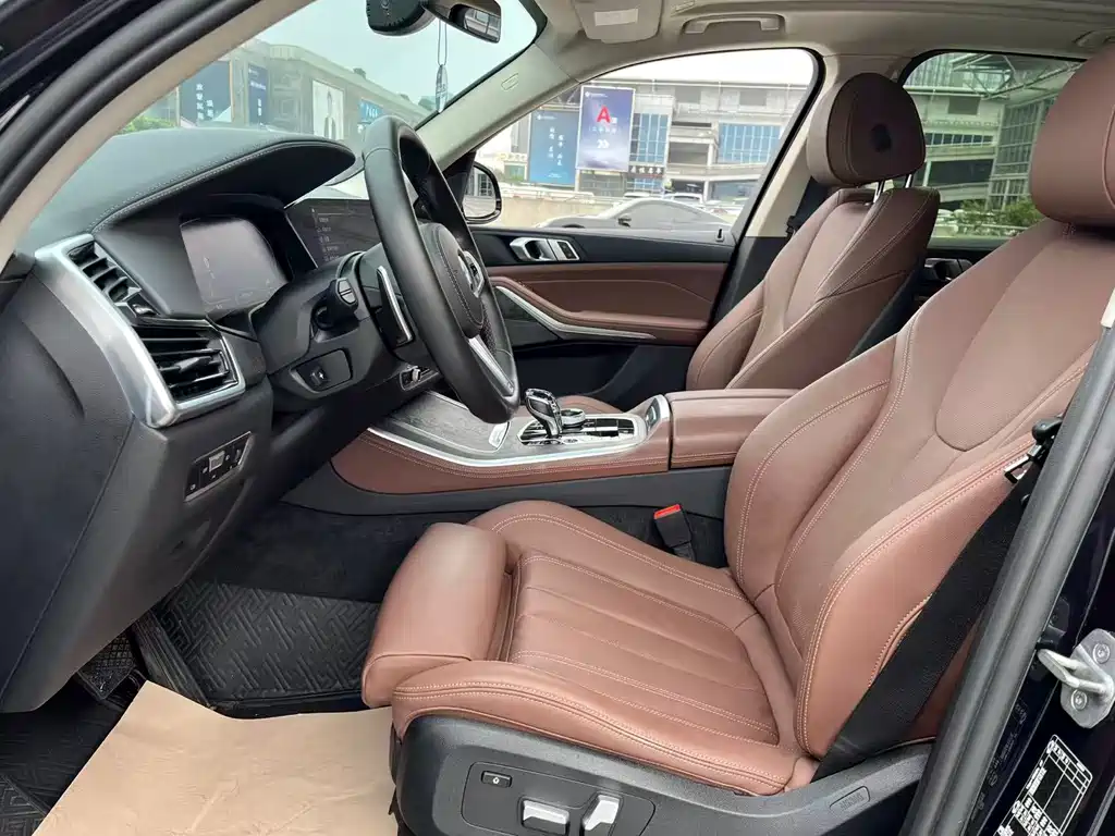 BMW X5 (Import) — фото 13