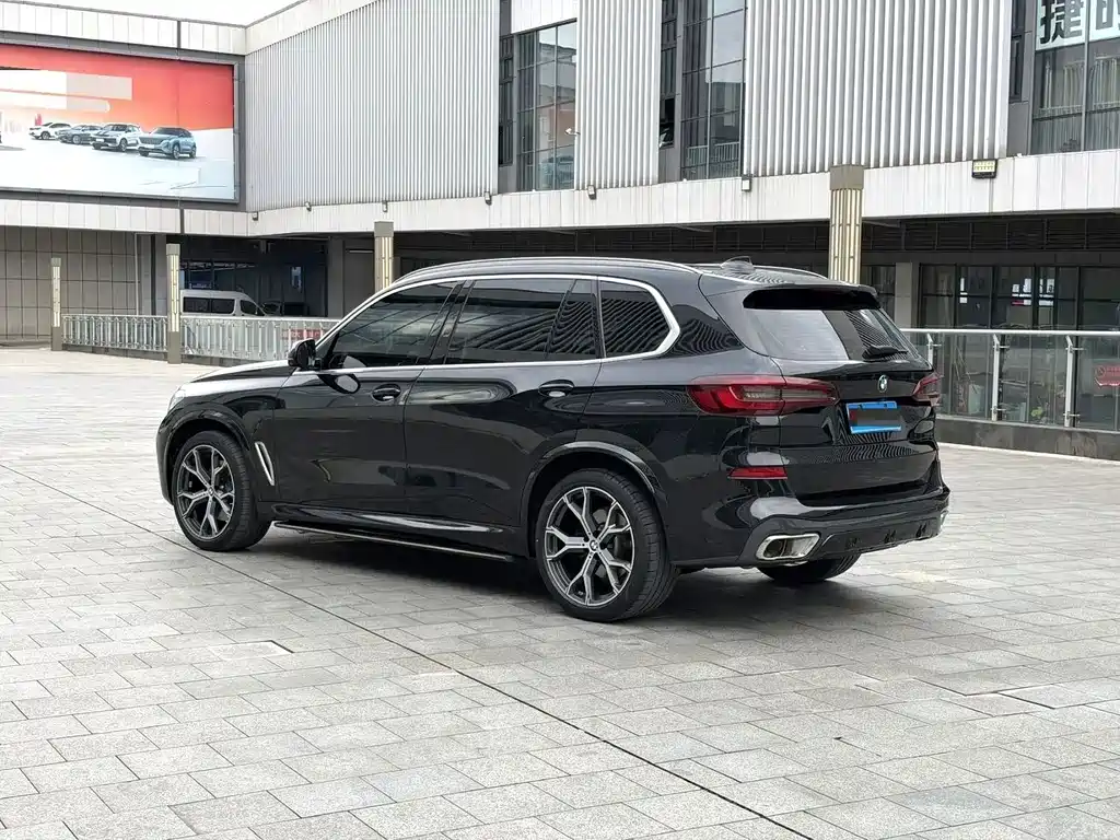 BMW X5 — фото 3