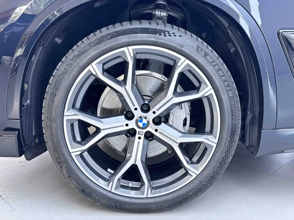 BMW X5 — фото 20