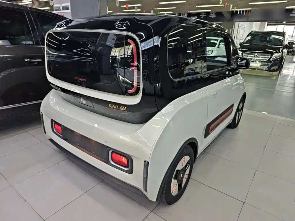 Baojun KiWi EV — фото 7