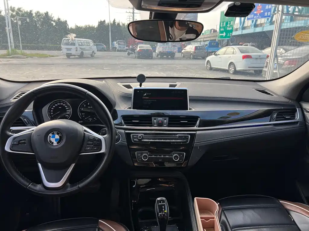 BMW X2 (Import) — фото 6