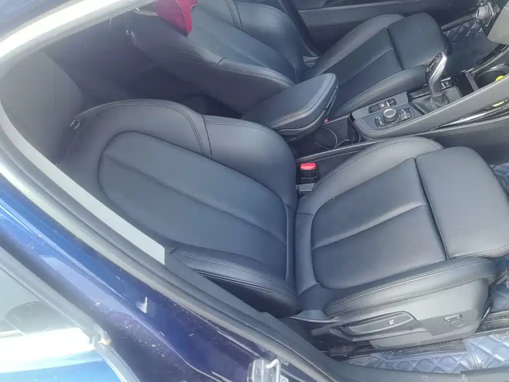 BMW X2 (Import) — фото 24