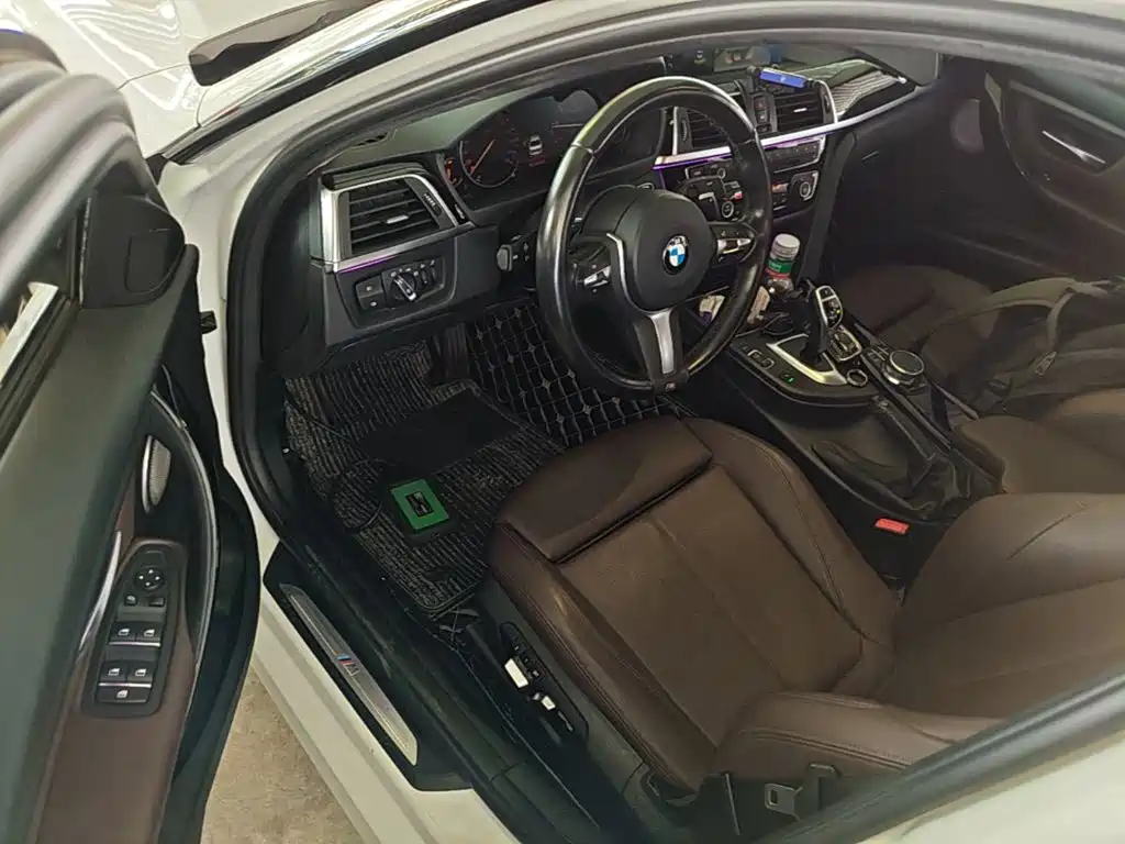 BMW 3 Series — фото 15
