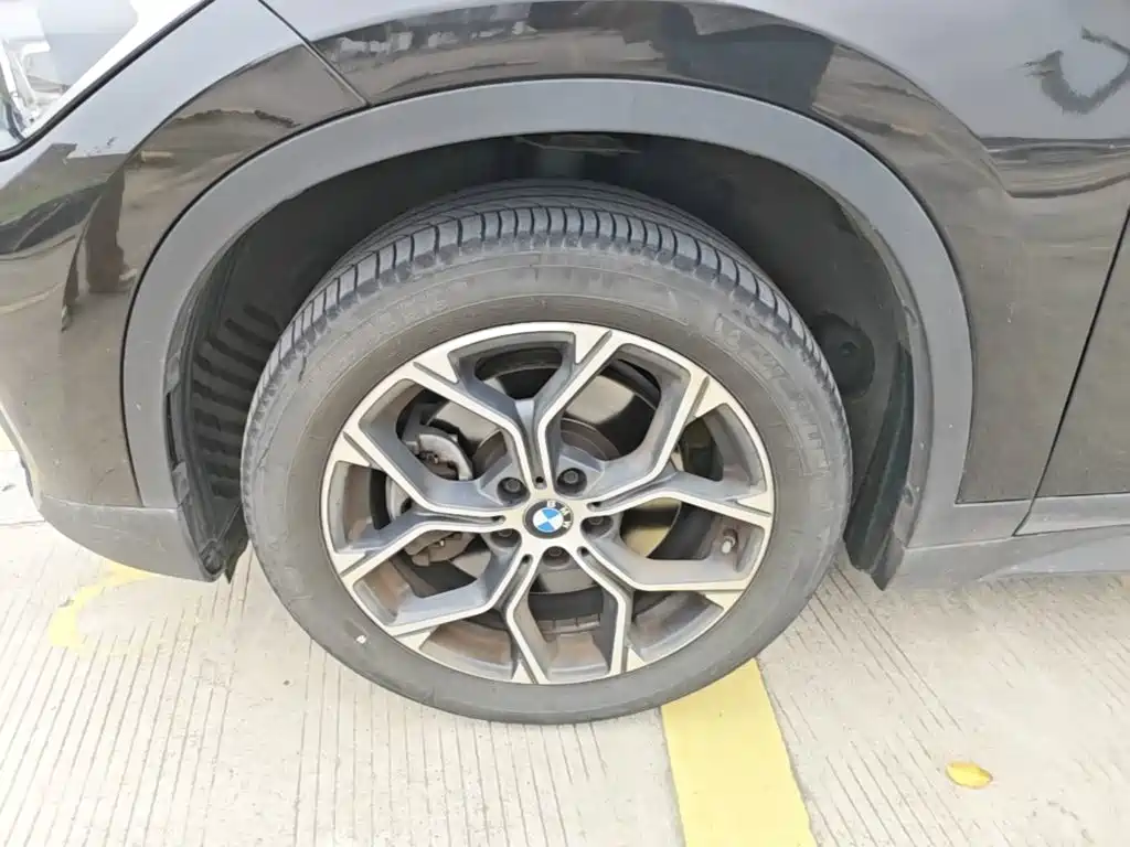 BMW X1 — фото 22
