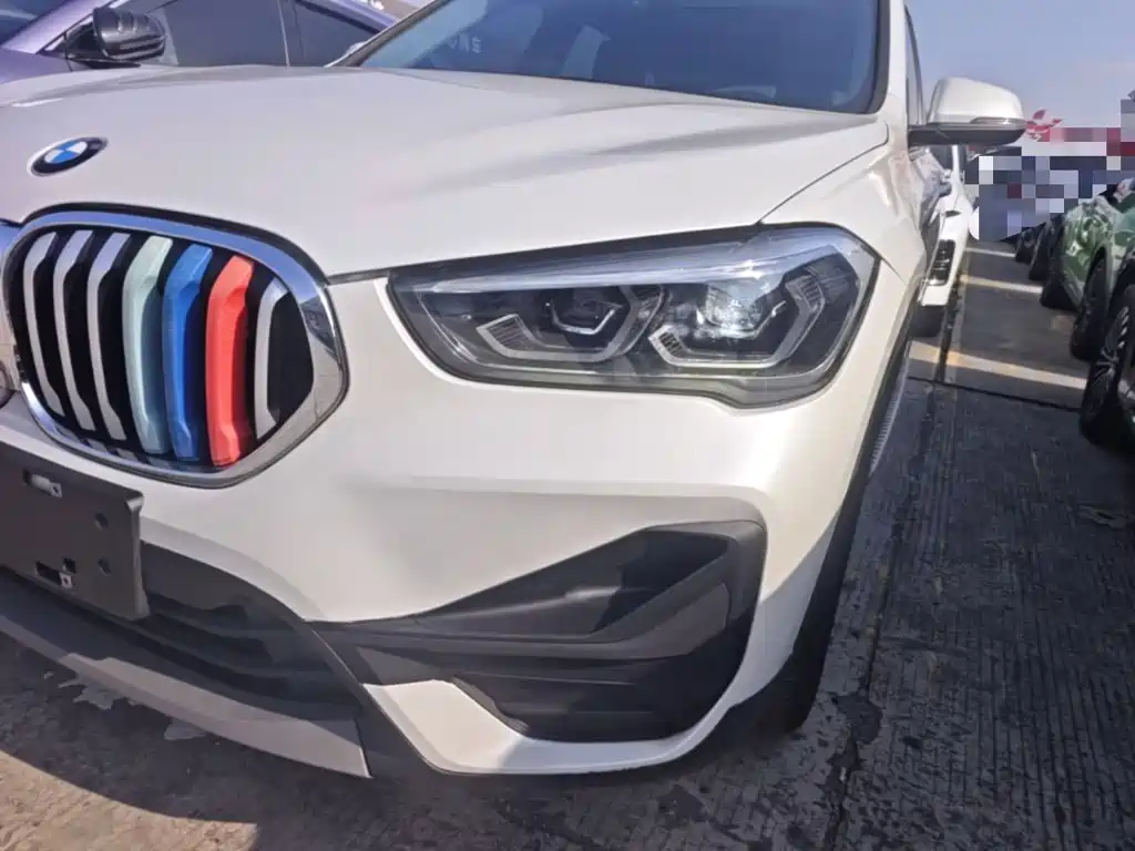 BMW X1 — фото 23