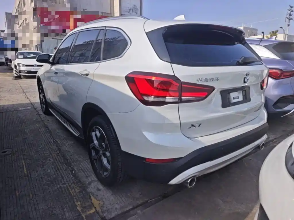 BMW X1 — фото 4