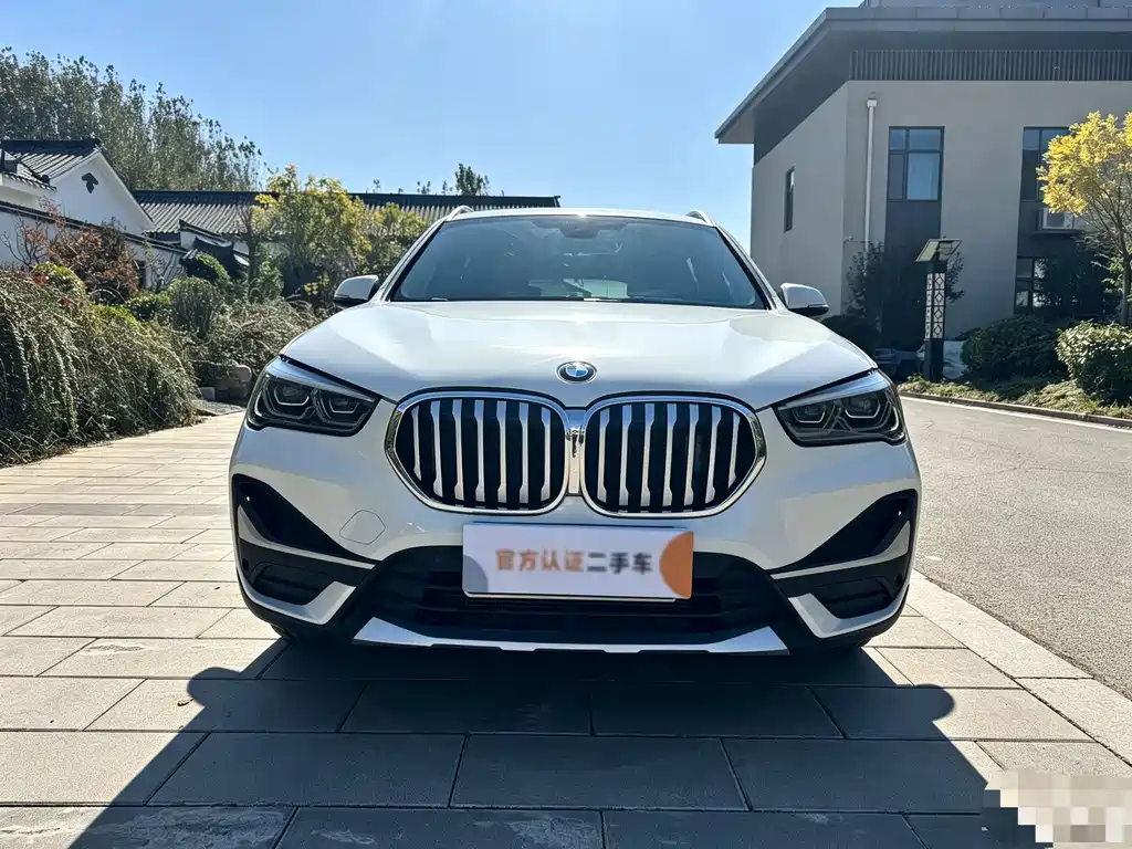 BMW X1 — фото 2