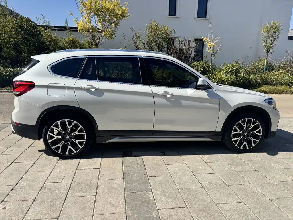 BMW X1 — фото 4