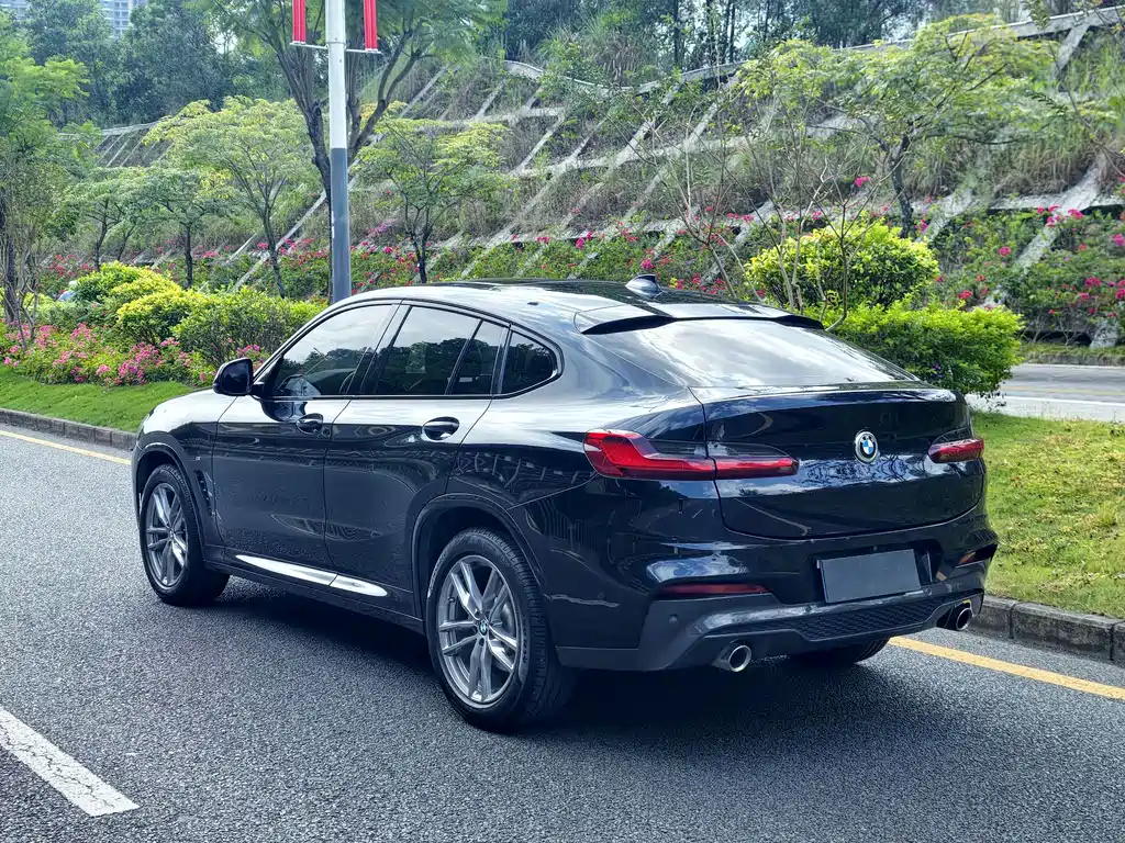 BMW X4 — фото 3