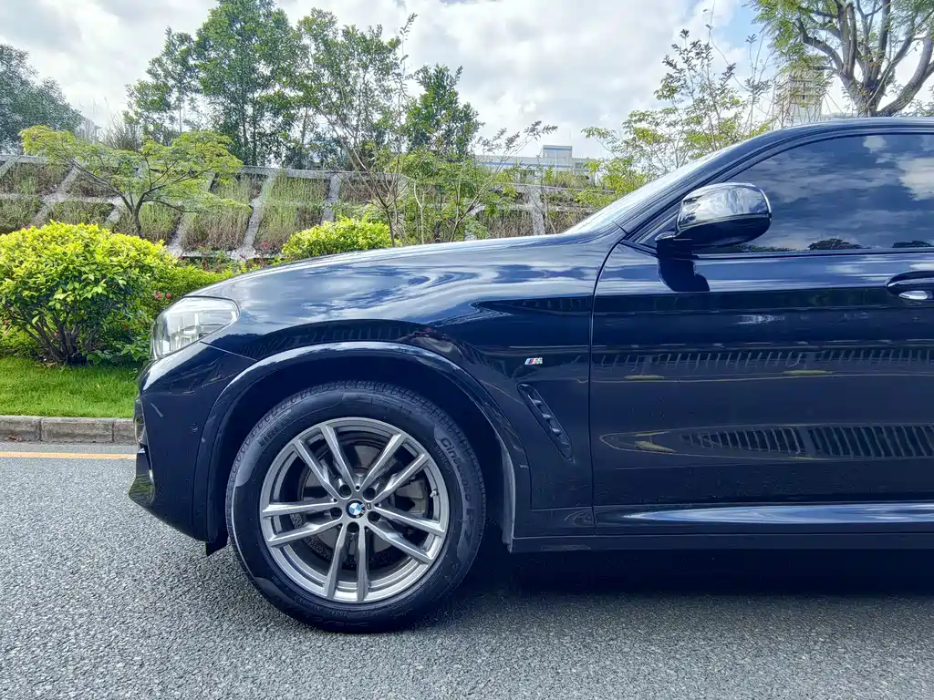 BMW X4 — фото 5