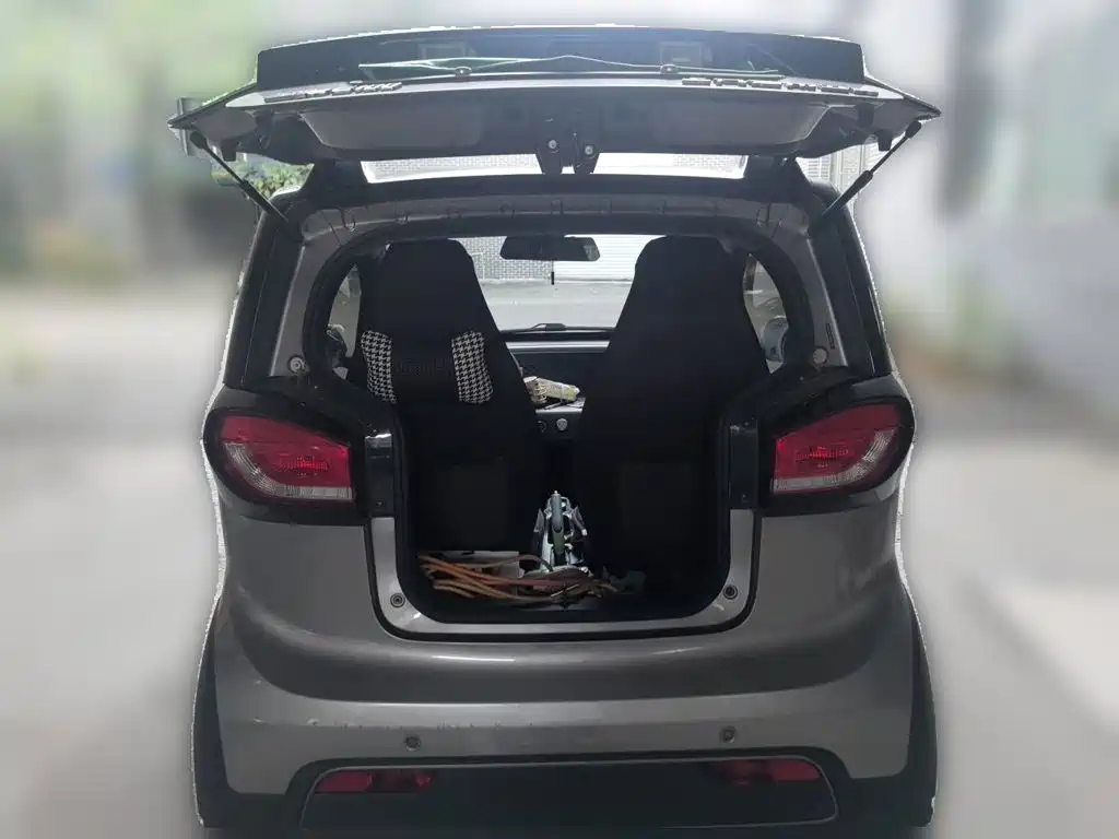 Baojun E100 — фото 10