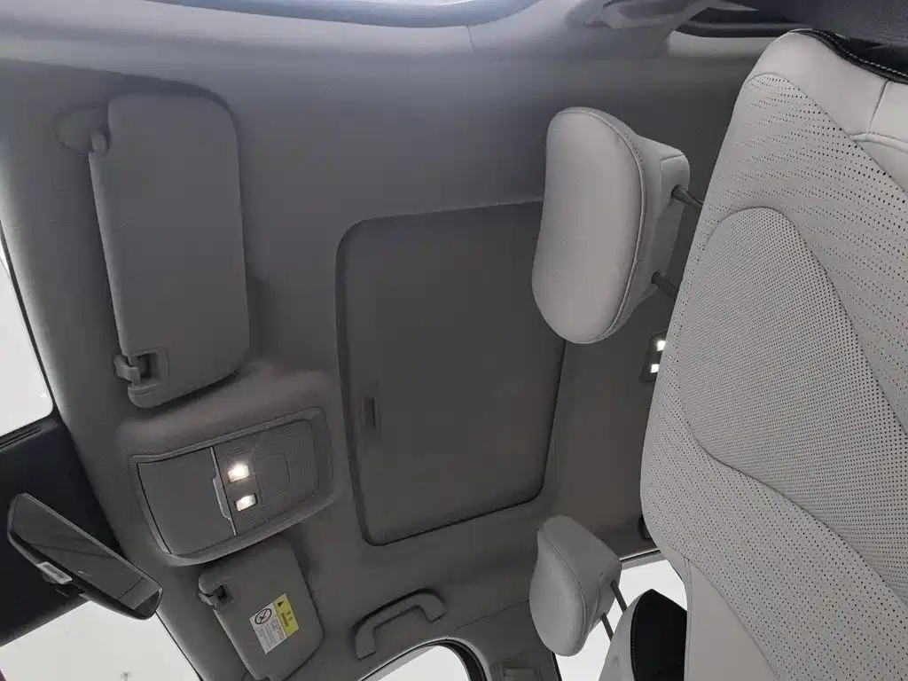 BYD Seal 05 DM-i — фото 14