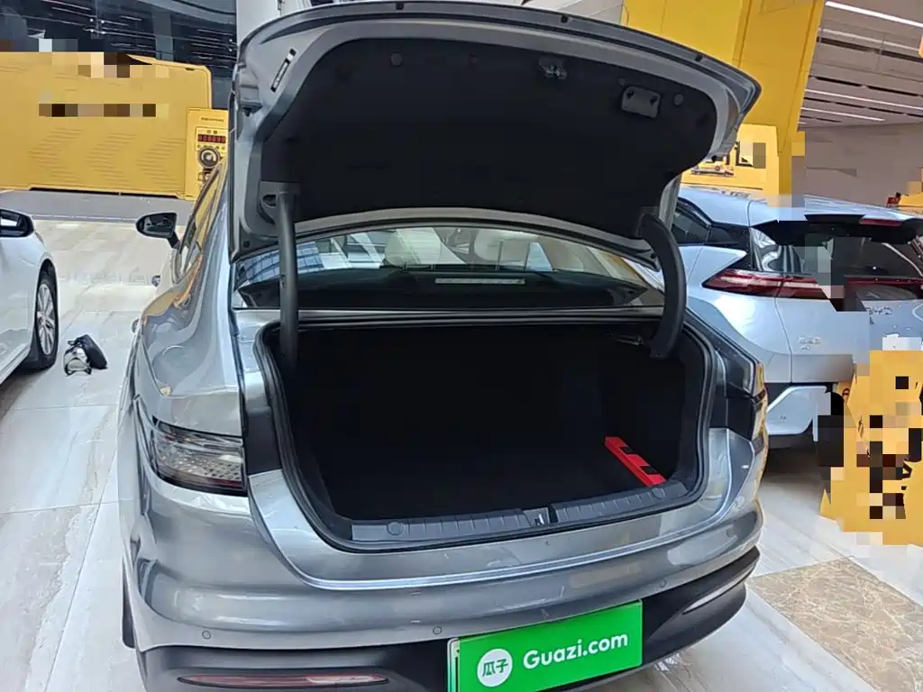BYD Seal 05 DM-i — фото 18