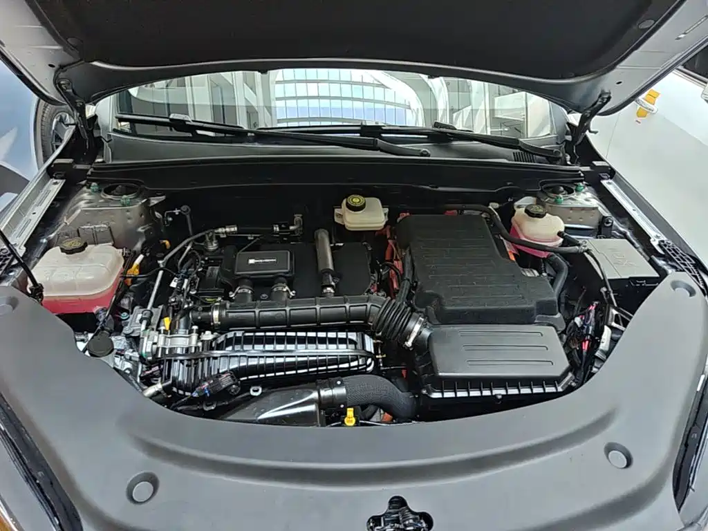 BYD Seal 05 DM-i — фото 19