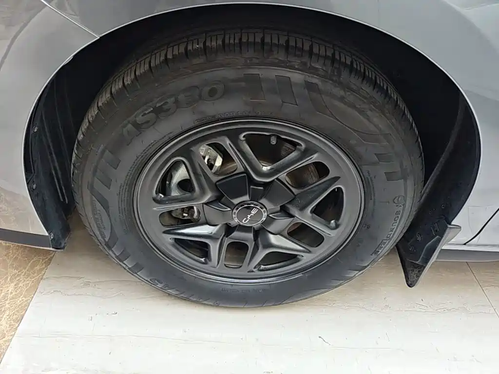BYD Seal 05 DM-i — фото 22