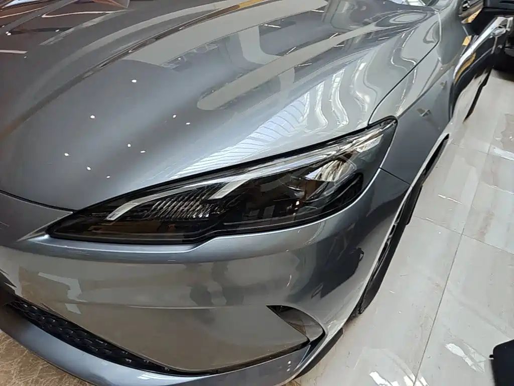 BYD Seal 05 DM-i — фото 23