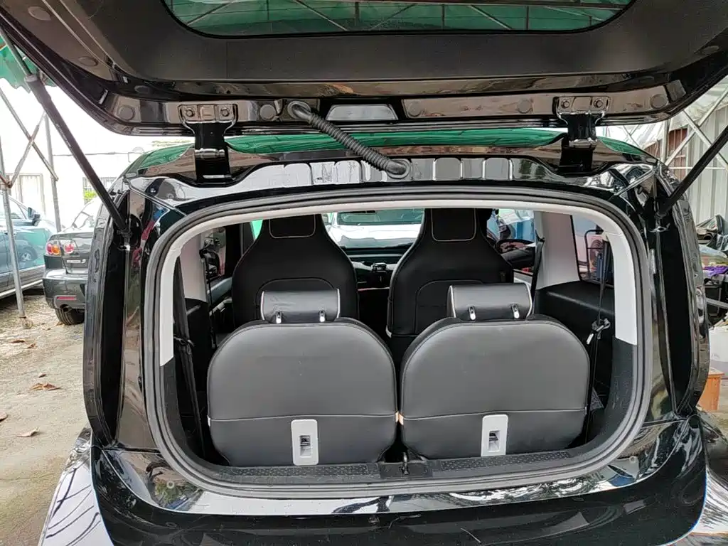 Baojun KiWi EV — фото 19