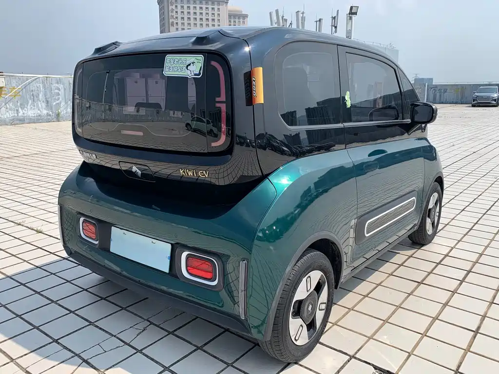 Baojun KiWi EV — фото 6