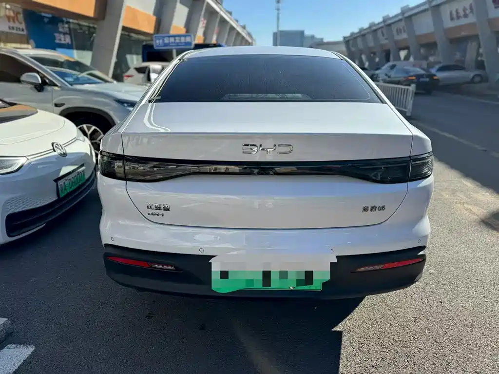 BYD Seal 05 DM-i — фото 3