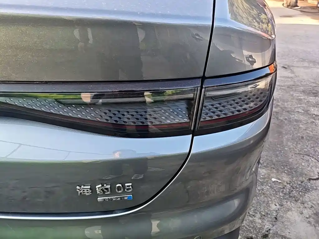 BYD Seal 05 DM-i — фото 7
