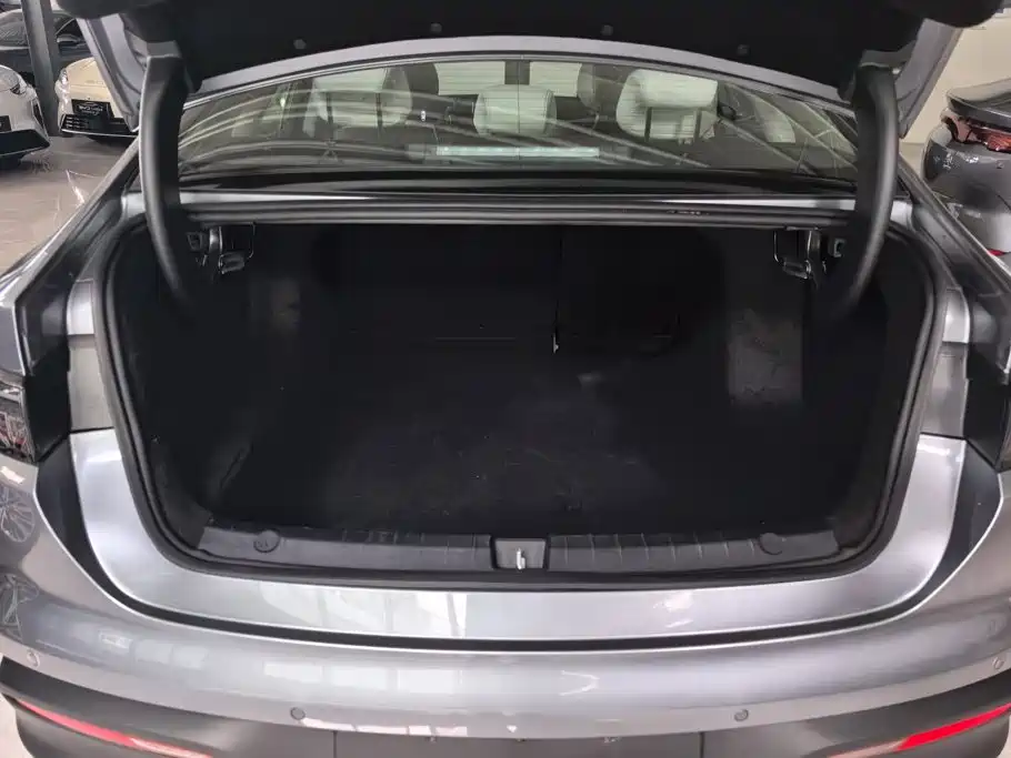 BYD Seal 05 DM-i — фото 4