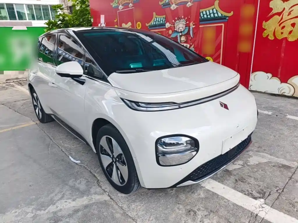 Baojun Yunduo — фото 4
